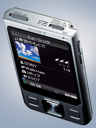 Illustration for article titled Sony's NW-A910 Series Video Walkman Smallest and Lightest for TV